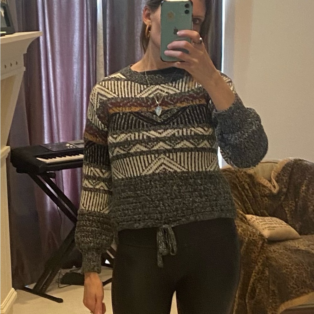 sweater size small